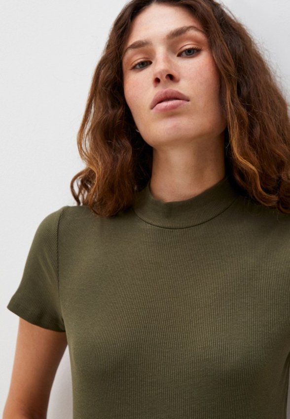 Водолазка Terranova