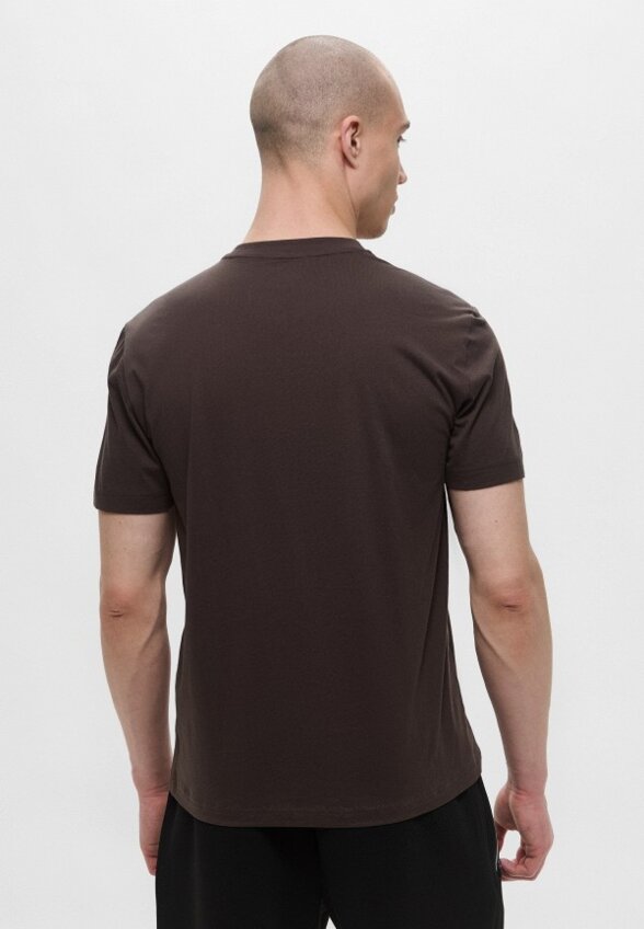 Футболка EA7