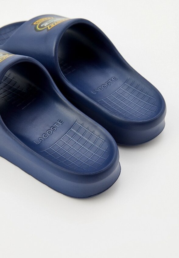 Сланцы Lacoste