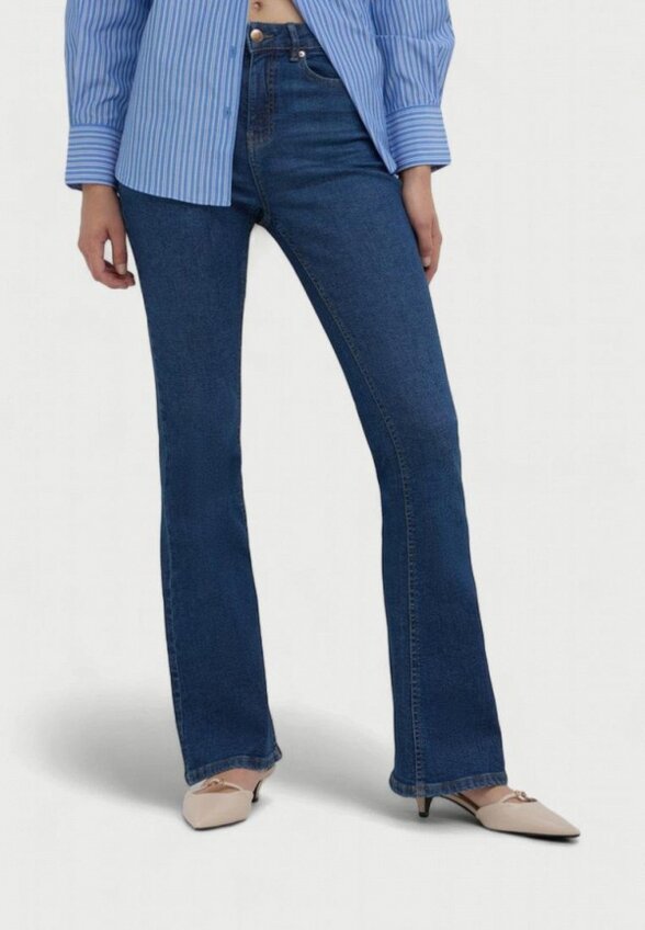 Джинсы Calliope