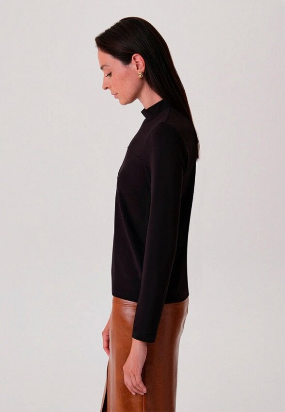 Лонгслив Antiga