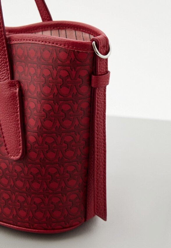 Сумка Coccinelle