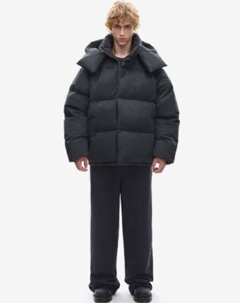 Пуховик Uniform Black FABLE мужчинам