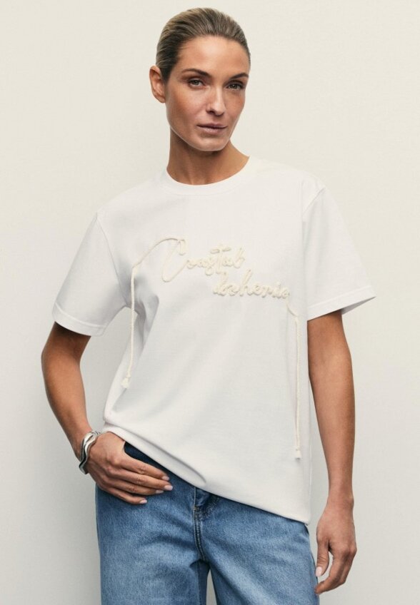 Футболка Zarina