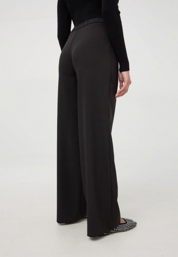 Брюки Terranova