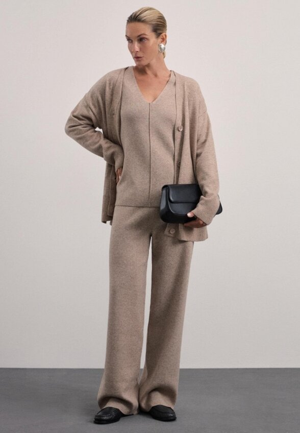 Пуловер Zarina