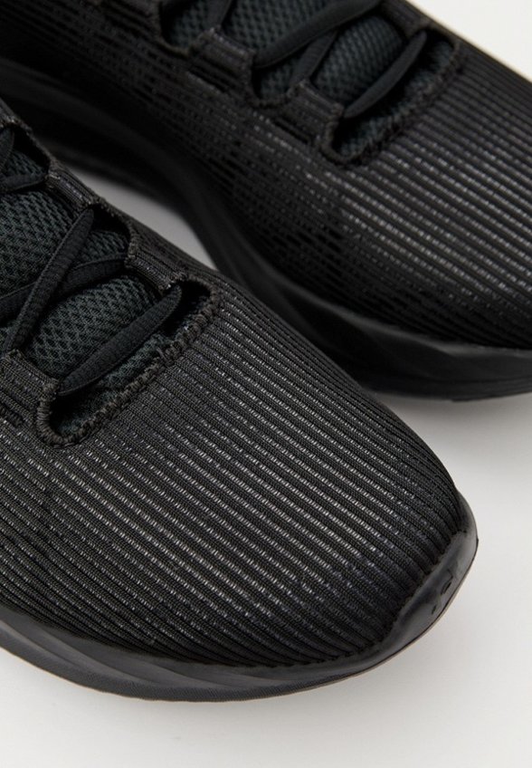 Кроссовки Under Armour