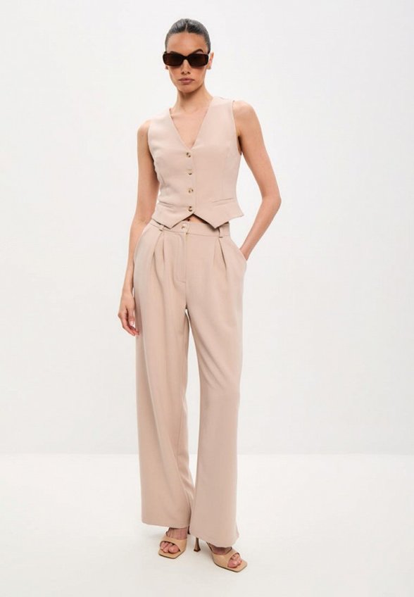 Жилет Suara Femme