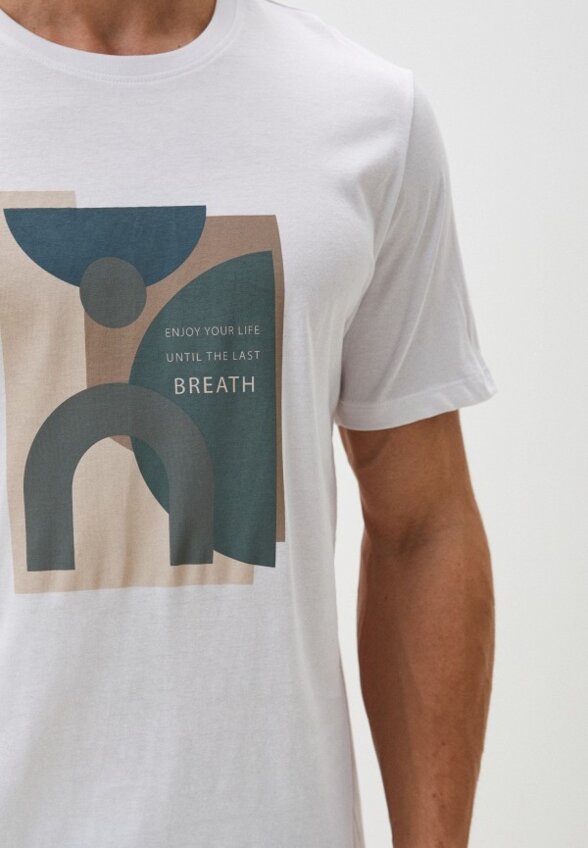 Футболка Colin's