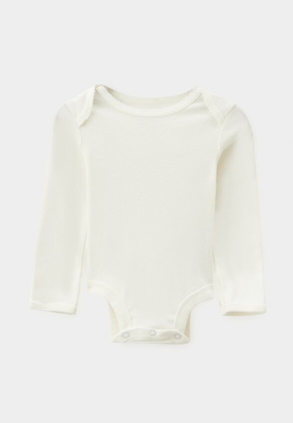 Жилет, боди, брюки Carter’s