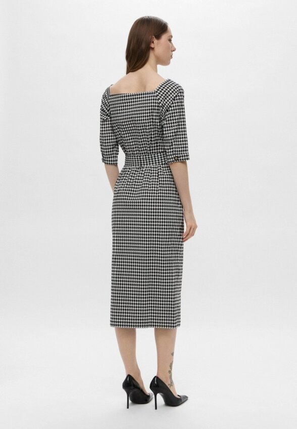 Платье Genious