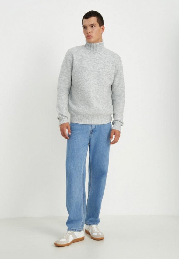 Свитер Finn Flare