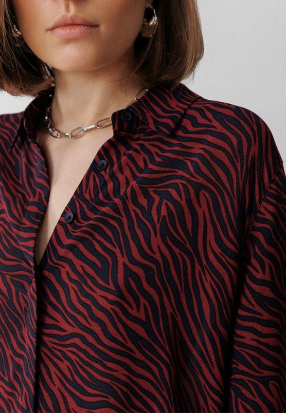 Блуза Urban Tiger