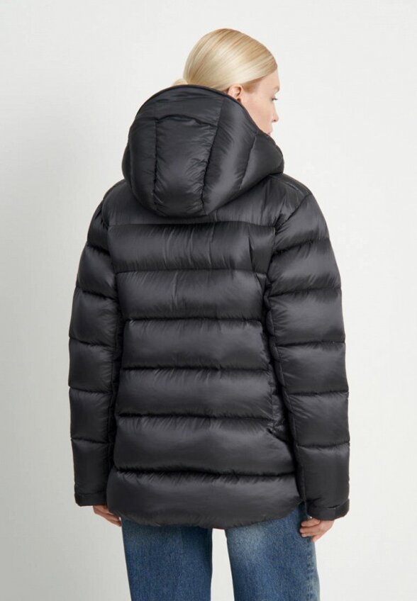 Пуховик Finn Flare