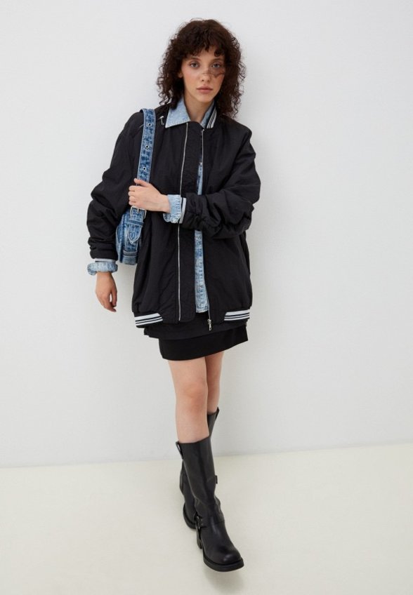 Бомбер B.L.E.S.