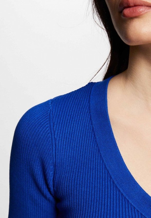 Пуловер Morgan