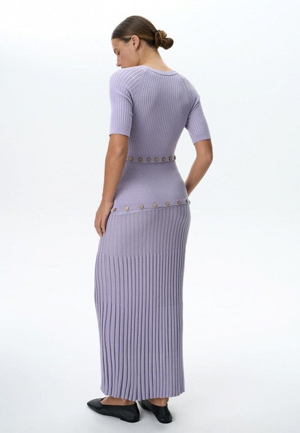 Платье Brusnika