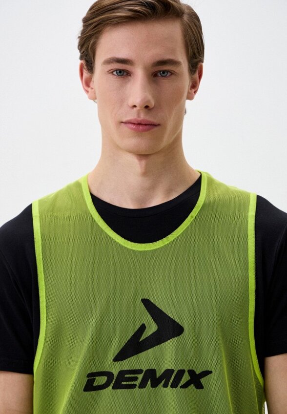 Манишка футбольная Demix