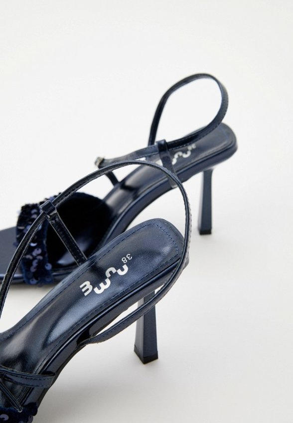 Босоножки Nume