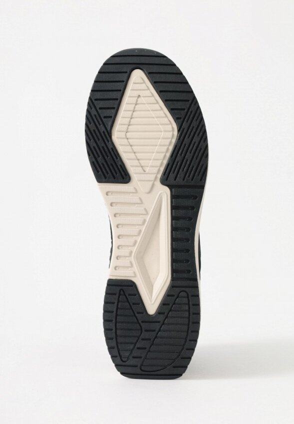 Кроссовки Baasploa