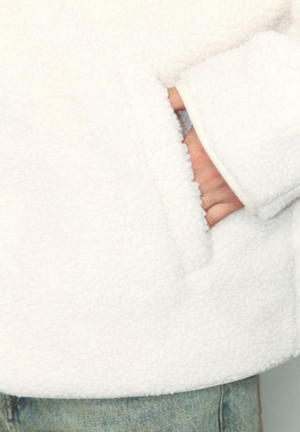 Куртка меховая Befree