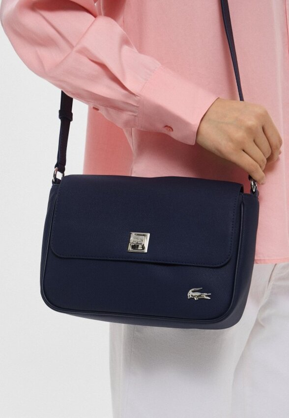 Сумка Lacoste