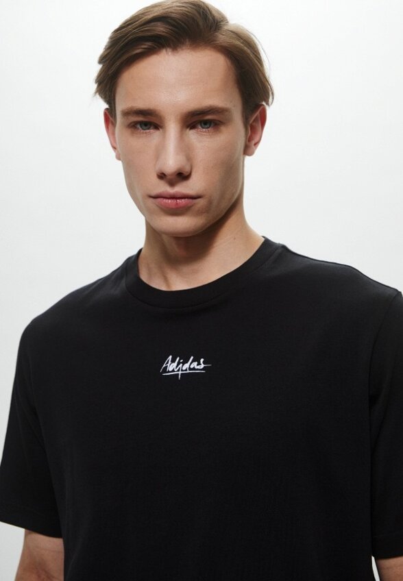 Футболка adidas