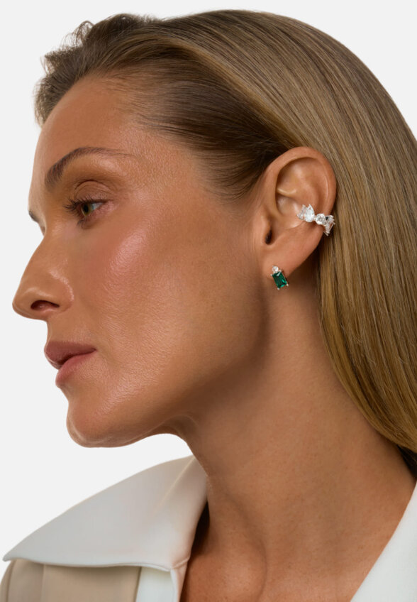 Серьги пусеты Энергия с зелёным фианитом из серебра MIE