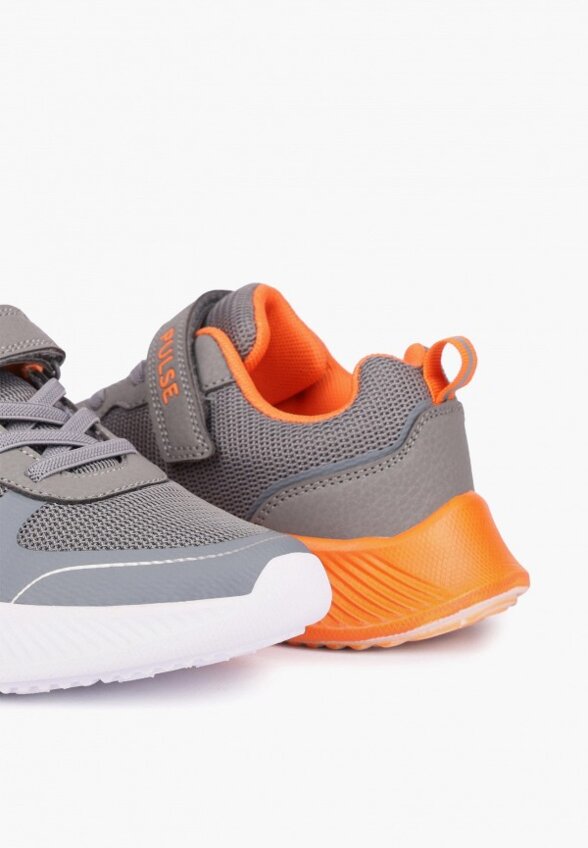 Кроссовки Pulse