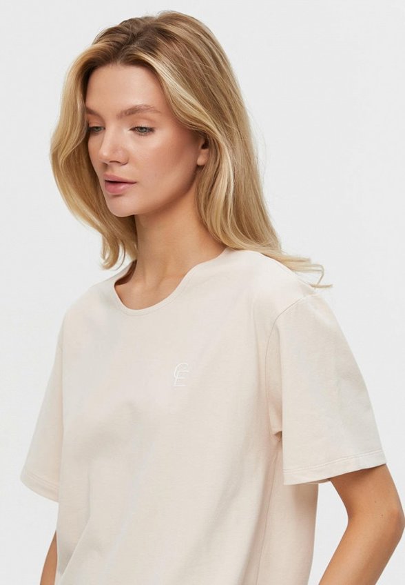 Футболка Coshene