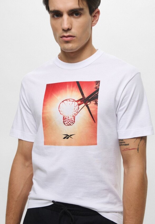 Футболка Reebok