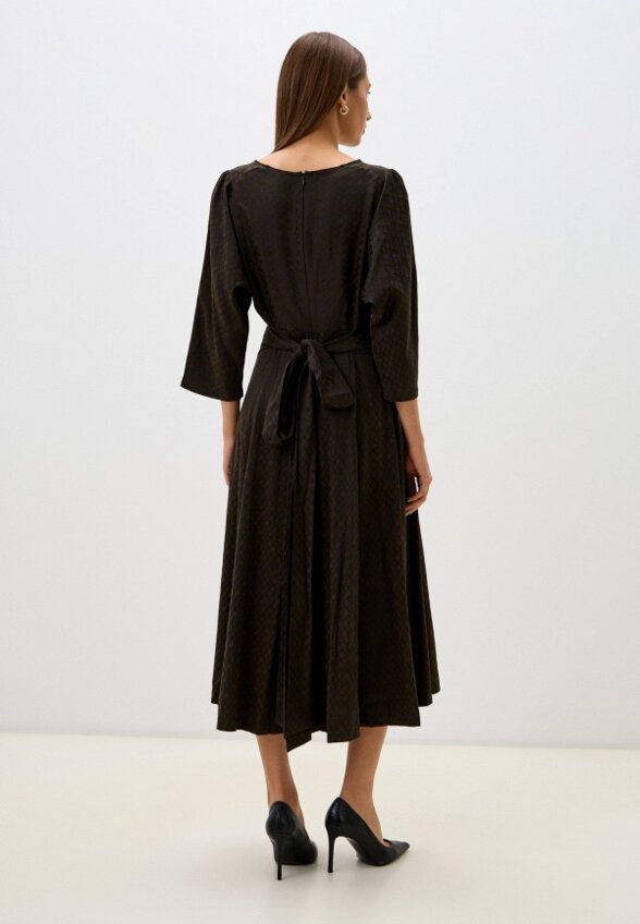 Платье MadaM T