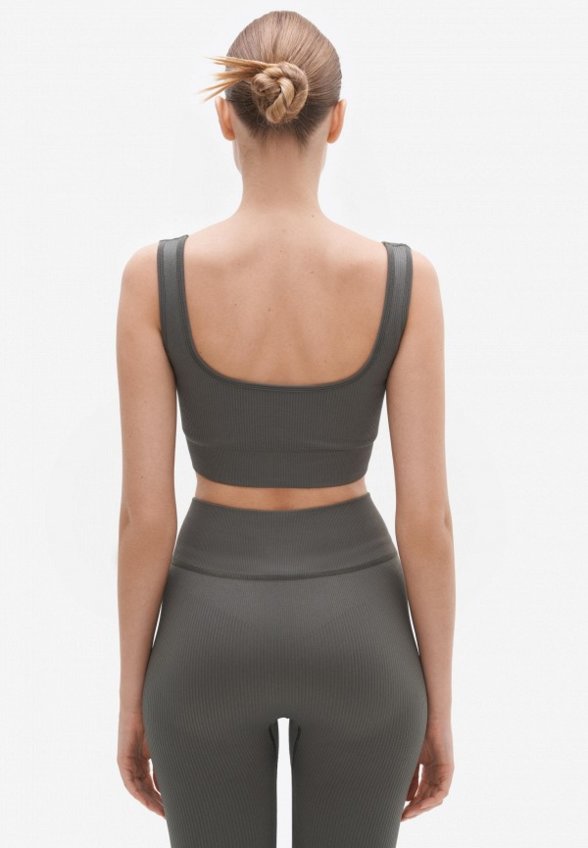 Топ спортивный Top Top