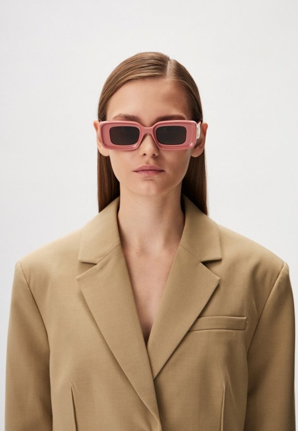 Очки солнцезащитные Loewe