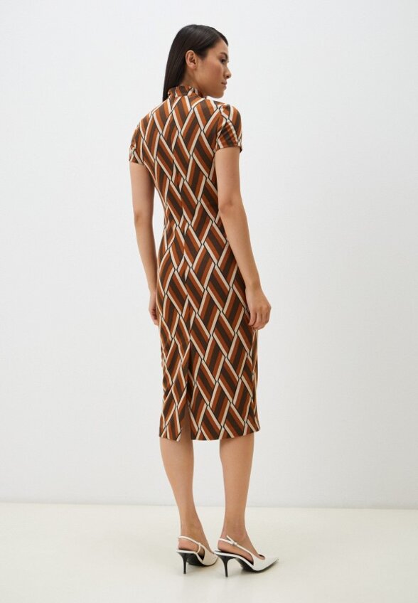 Платье MadaM T