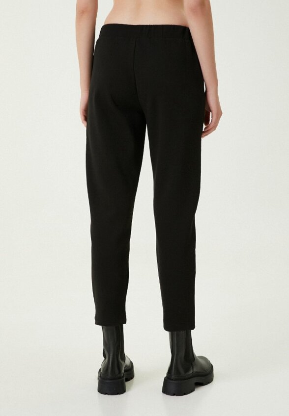 Брюки спортивные Club