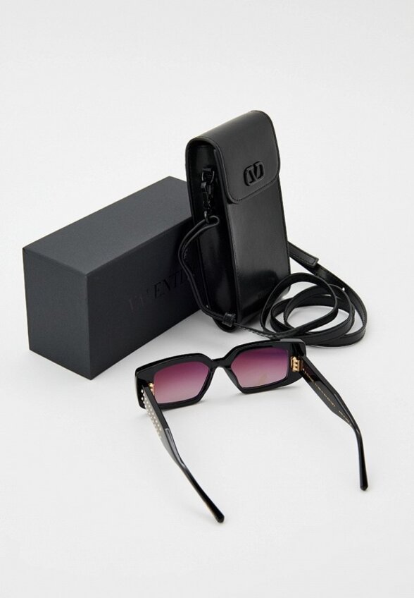 Очки солнцезащитные Valentino