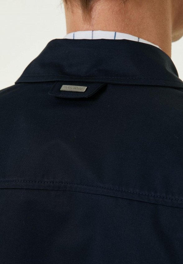 Ветровка Club