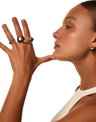 Серьги-шары ПЕНЕЛОПА из серебра в покрытии желтое золото MIE женщинам