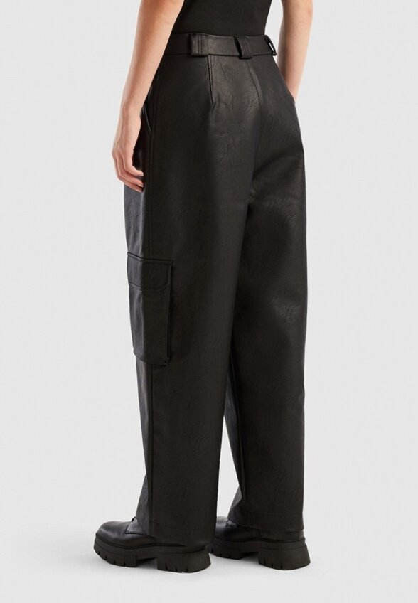 Брюки United Colors of Benetton