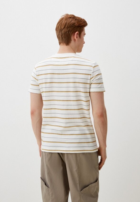 Футболка Colin's