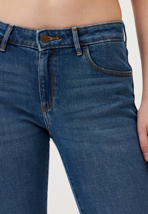 Джинсы Wrangler