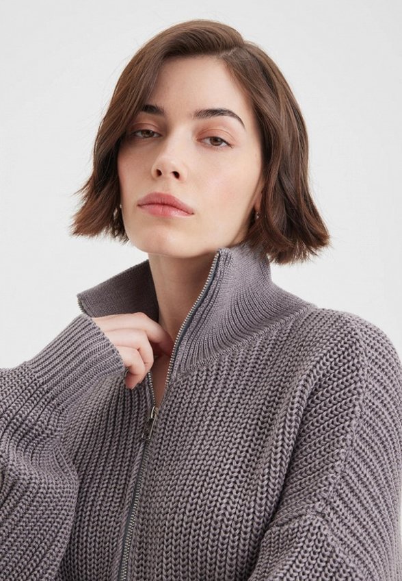 Свитер Kivi Clothing