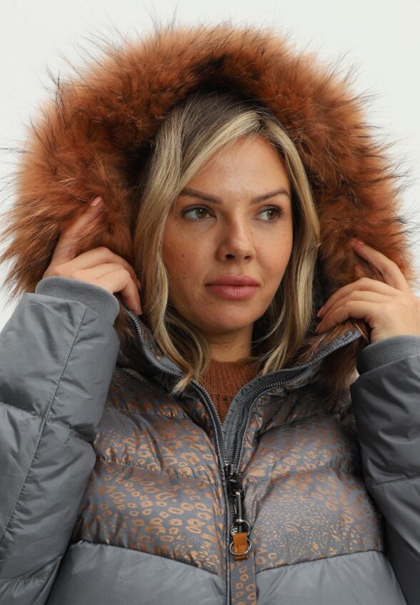 Пуховик Lia Berti