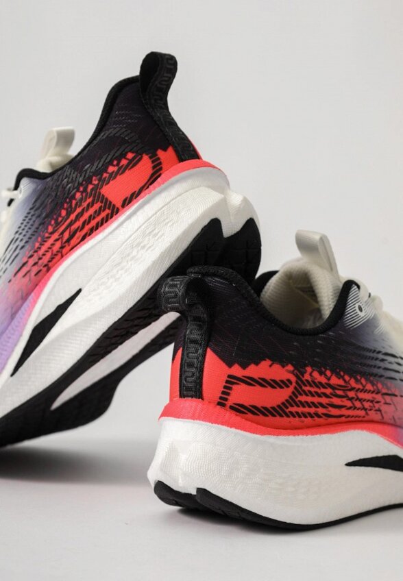 Кроссовки Baasploa