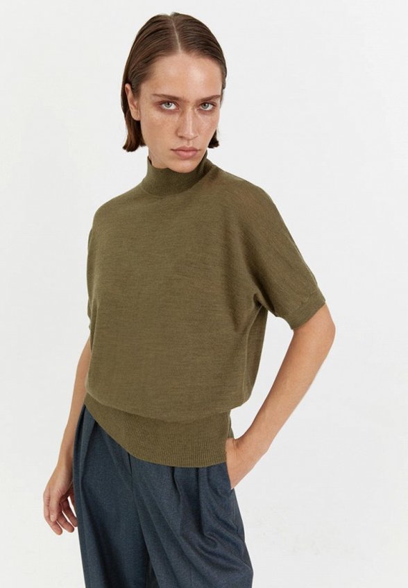 Водолазка M.Reason