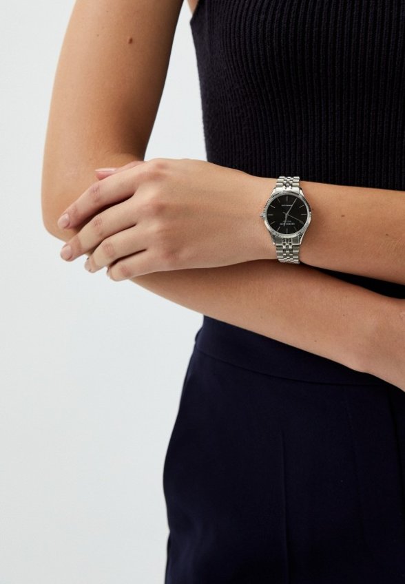 Часы George Kini