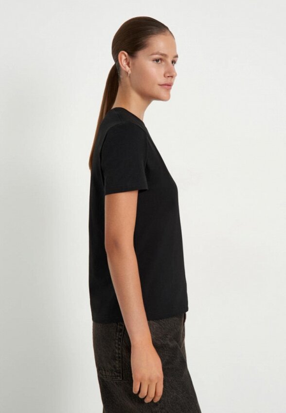 Футболка Finn Flare