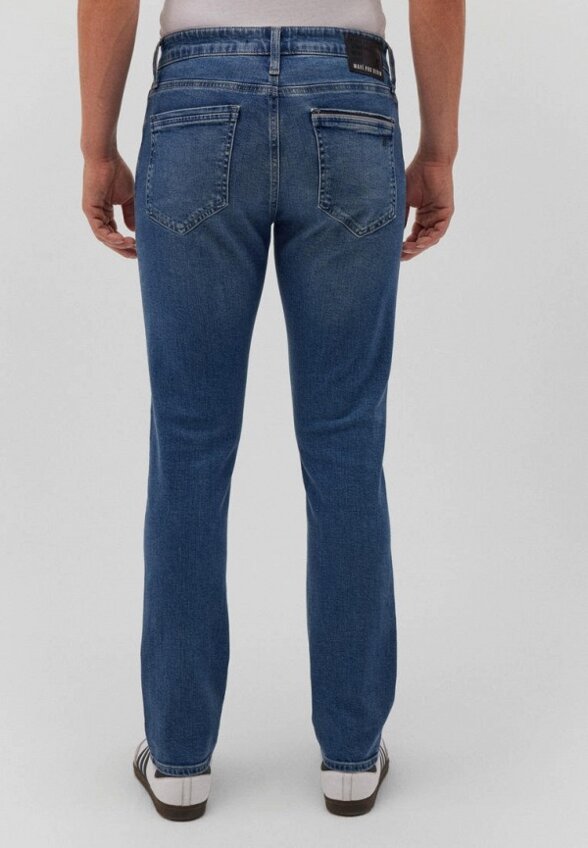 Джинсы Mavi