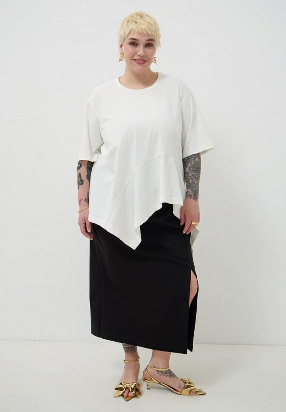 Футболка Lessismore